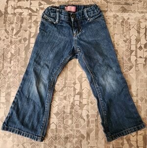 Old Navy Kids Distressed Old Navy Boot Cut 3T jeans